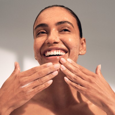 ELEMIS Pro-Collagen Glow Boost Exfoliator - Про-Колаген Ексфоліант для розгладження та сяяння шкіри, 100 мл ELEMIS Pro-Collagen Glow Boost Exfoliator - Про-Колаген Ексфоліант для розгладження та сяяння шкіри, 100 мл