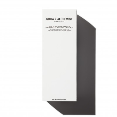 Grown Alchemist Gentle Gel Facial Cleanser - М'який очисний гель для обличчя Лист Герані, Бергамот, Пуп’янки Троянди, 200 мл Grown Alchemist Gentle Gel Facial Cleanser - М'який очисний гель для обличчя Лист Герані, Бергамот, Пуп’янки Троянди, 200 мл